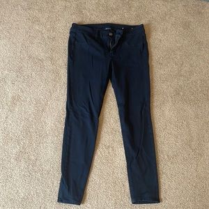 American eagle super stretch cotton jeggings size 8.